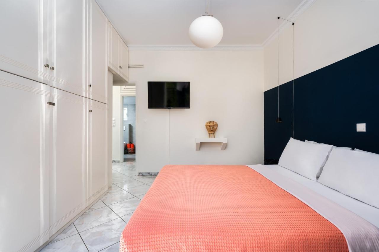 Modern 2 Bed Apartment In Downtown Of Fira Esterno foto