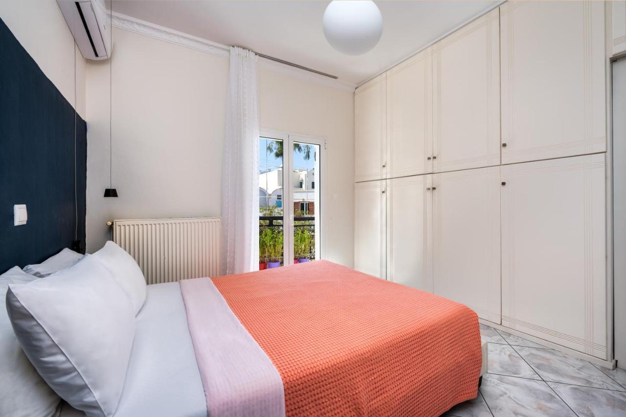 Modern 2 Bed Apartment In Downtown Of Fira Esterno foto